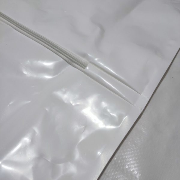 LDPE body bag, white, with 4 built-in handles and a straight zipper-BR36 - Image 2